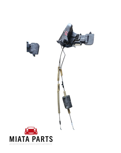 MX5 NC Door Catch (Used)